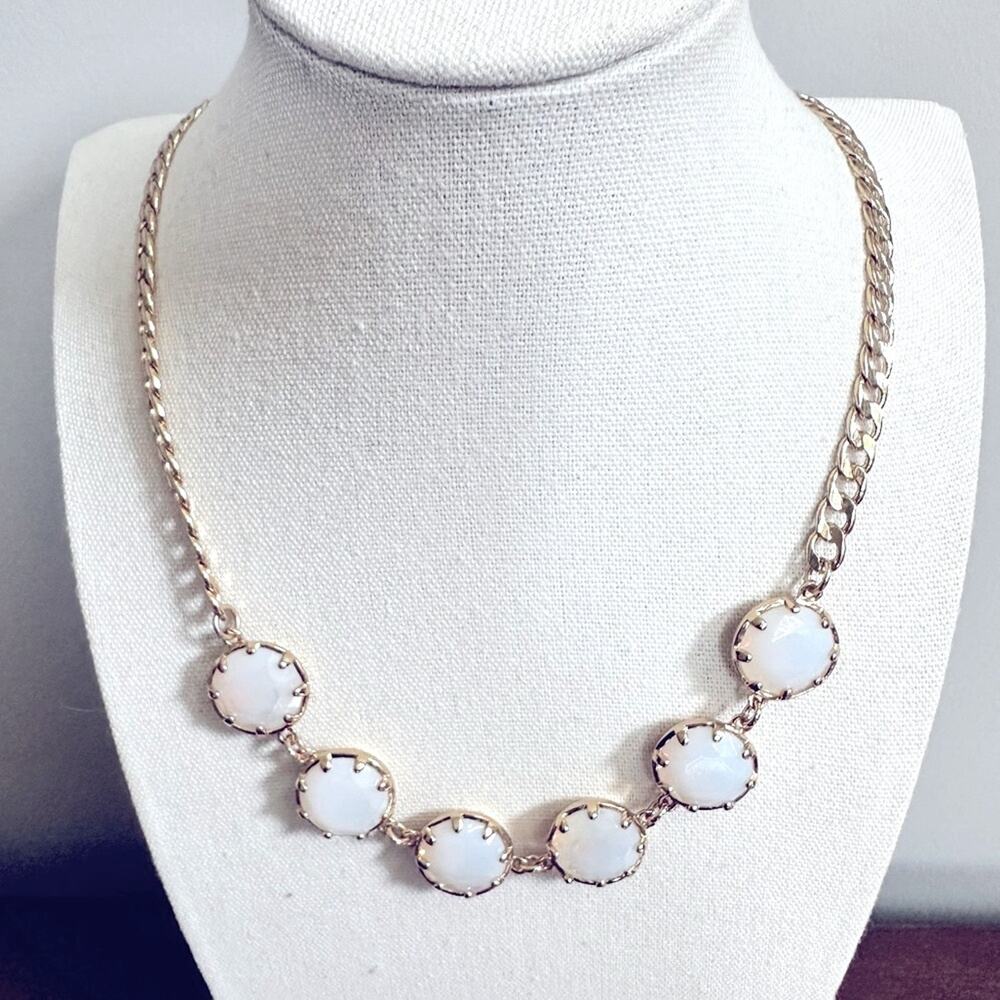 Zoetik Necklace Choker Round Circle Statement Costume Jewelry Gold tone White